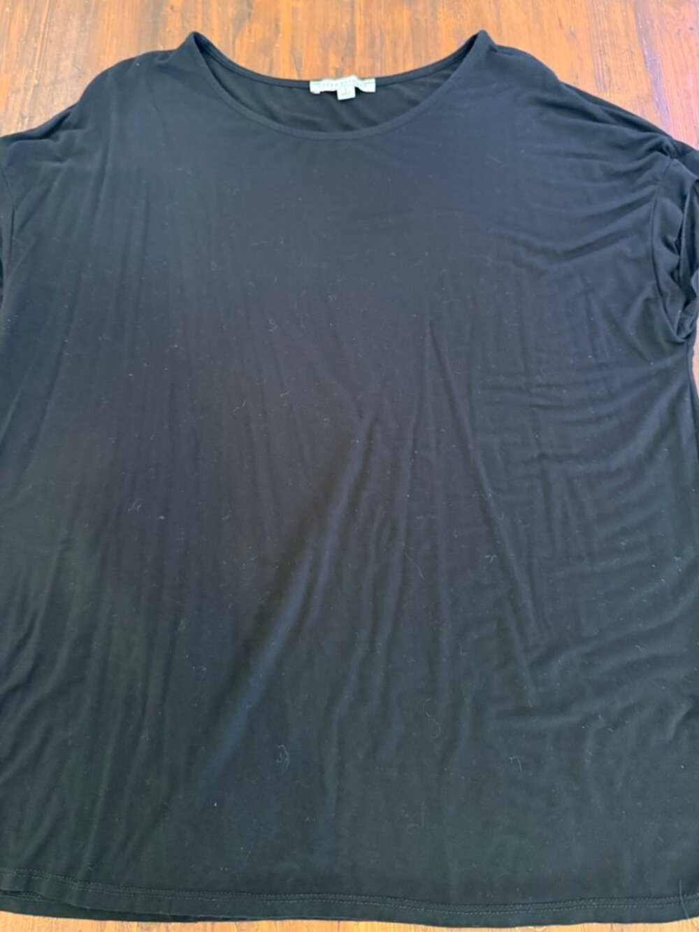 Green Envelope Black Dolman Sleeve Top Size Large Soft Stretch Tee - Picture 2 of 5
